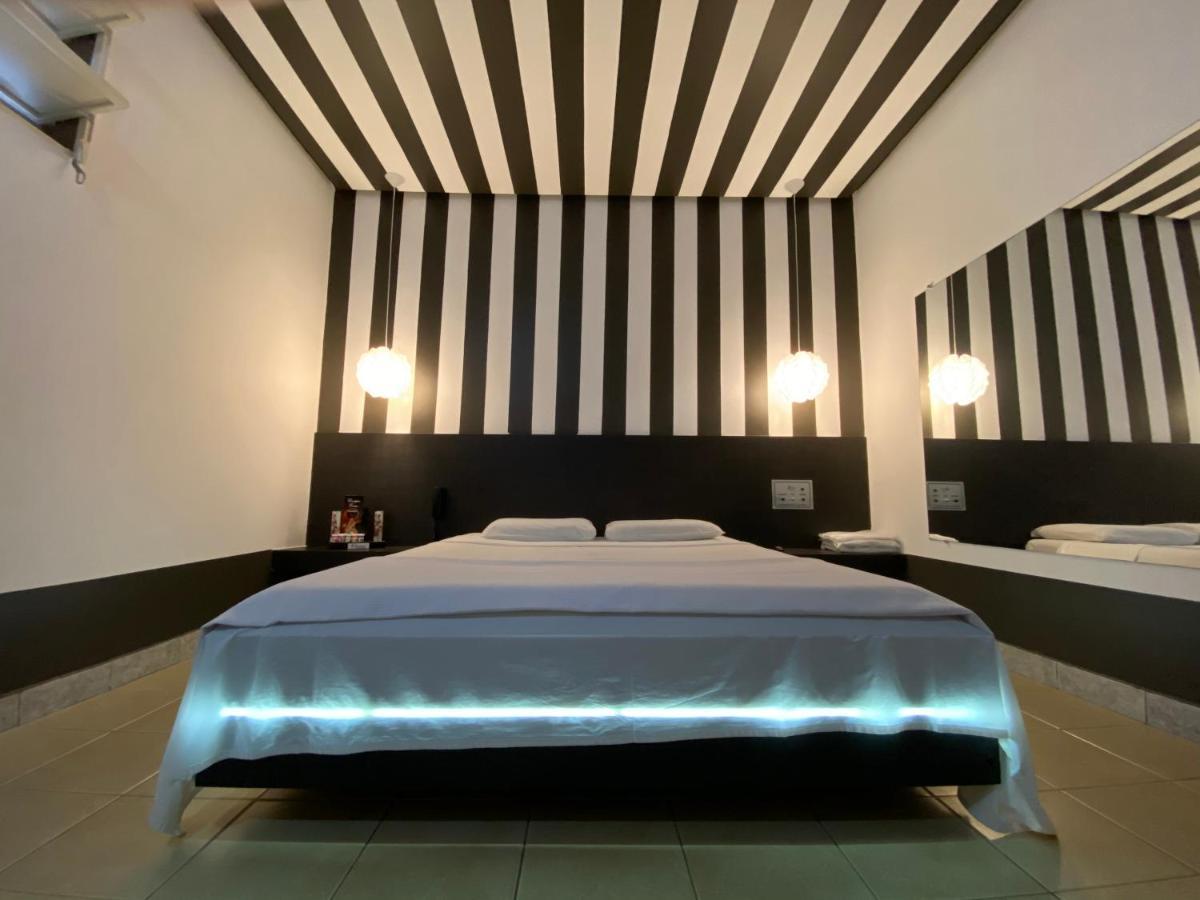 Dreams Motel Ponte Nova Esterno foto